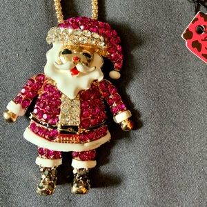 BJ burgundy stones Old St. Nick necklace. 12” from back of neck.